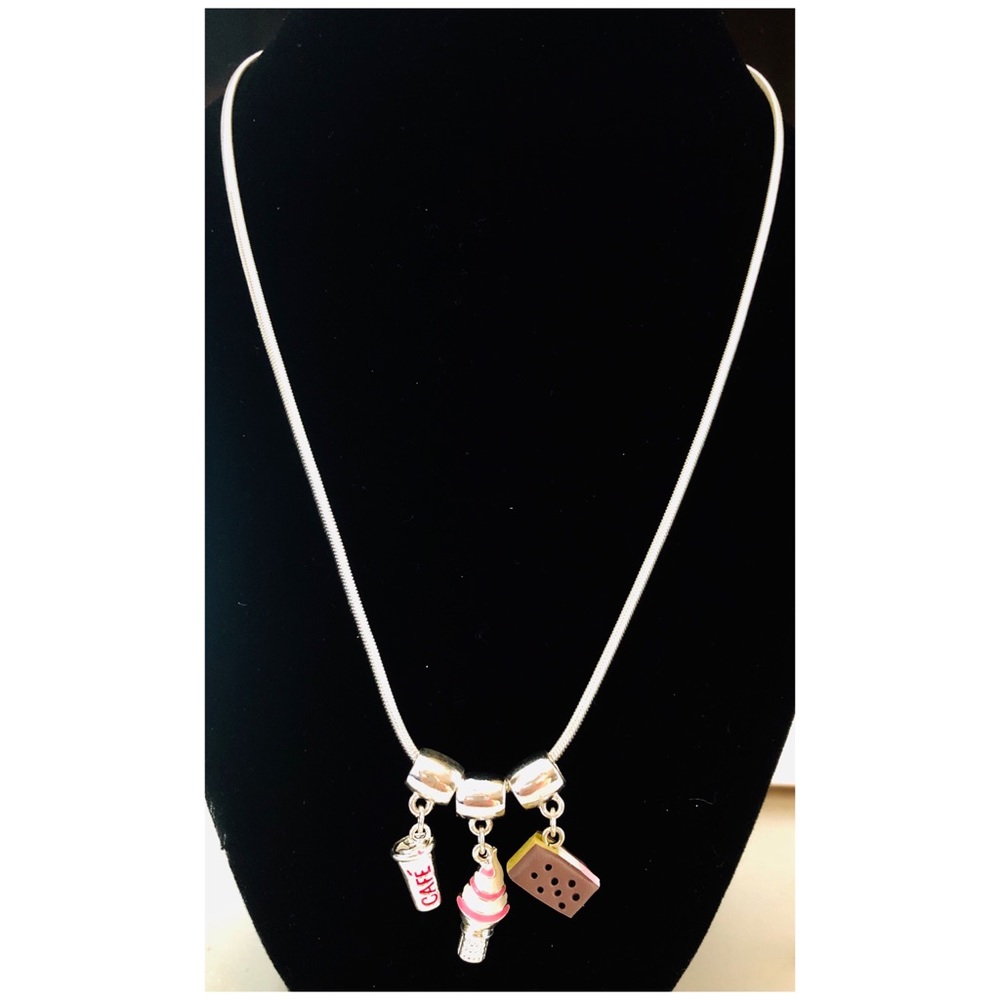 Brand  New Silver Plated Necklace
